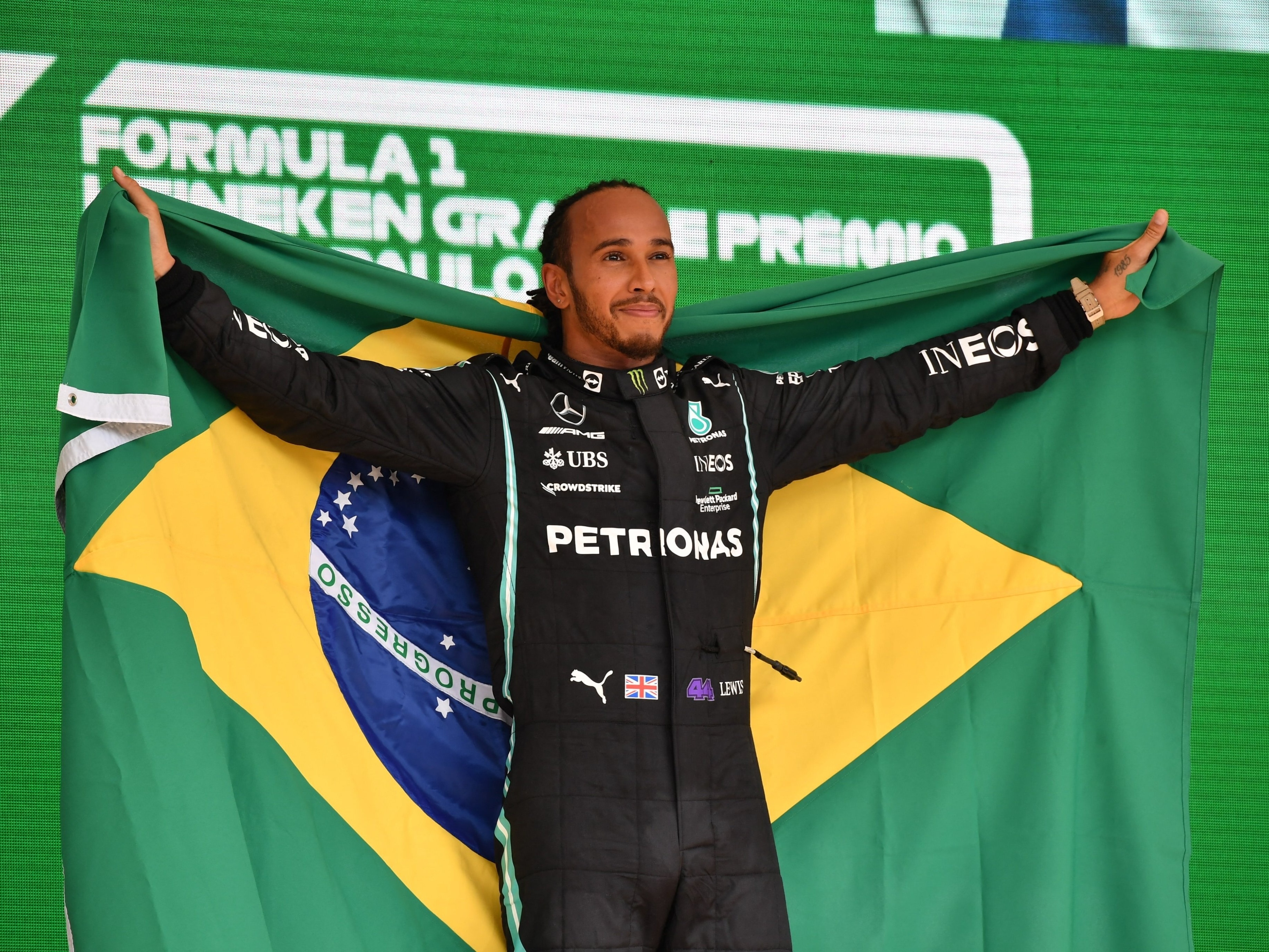 Quantos títulos tem Lewis Hamilton na Fórmula 1?